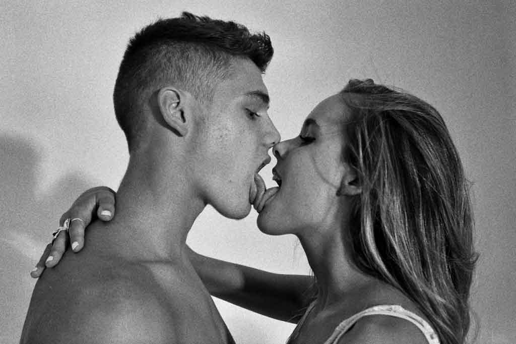 Este es el efecto  de un beso con lengua